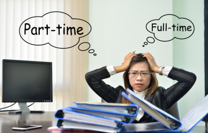 How Many Hours a Week Is a Full-Time Job?