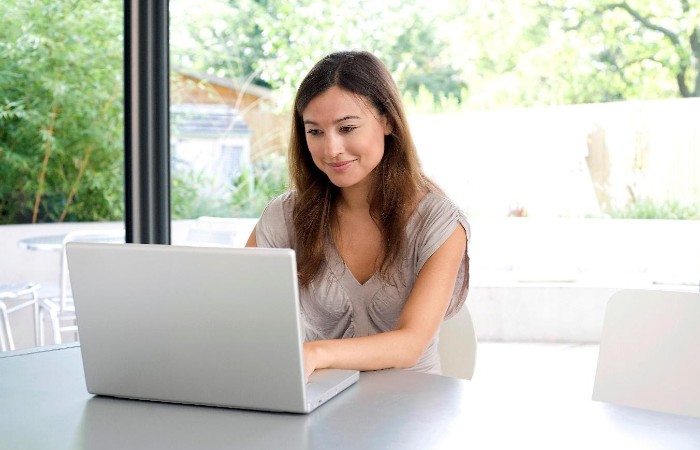 Add Personality to Your Resume with a Professional Cover Letter (Short & Long Cover Letter Examples for Job Seekers in 2021)