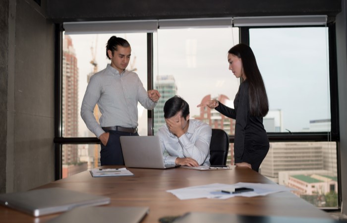 10 Tips To Cope With A Toxic Work Culture